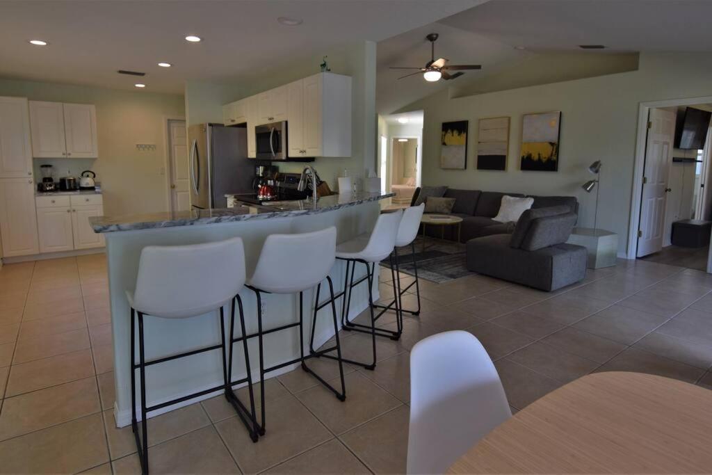 Florinda 3Bdr/2Bth 2Car Garage With New Pool Βίλα Σεϊρασότα Εξωτερικό φωτογραφία