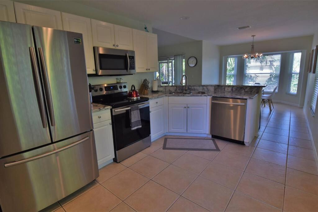 Florinda 3Bdr/2Bth 2Car Garage With New Pool Βίλα Σεϊρασότα Εξωτερικό φωτογραφία